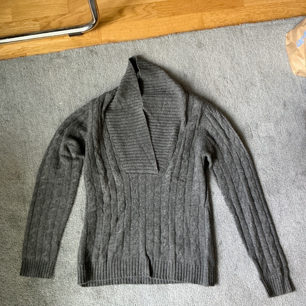 Cashmere sweater